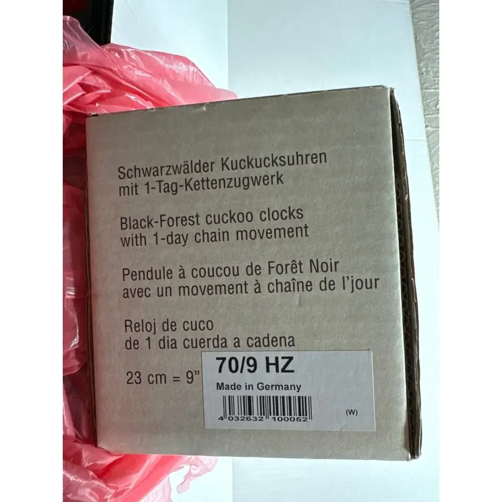 Schwarzwalder Kuckucksuh Clock German Black‎ Forest Hand Carved - New Box Open